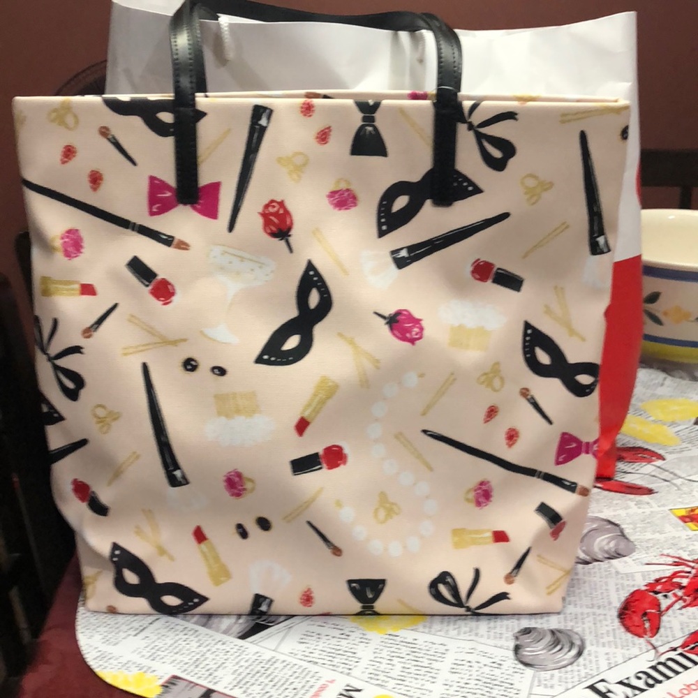 New with tags Kate Spade ♠️Tote - Picture 2 of 3
